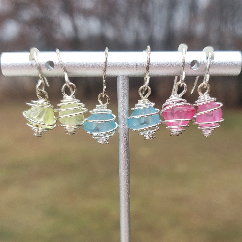 65. 3 Pairs of Drop Earrings